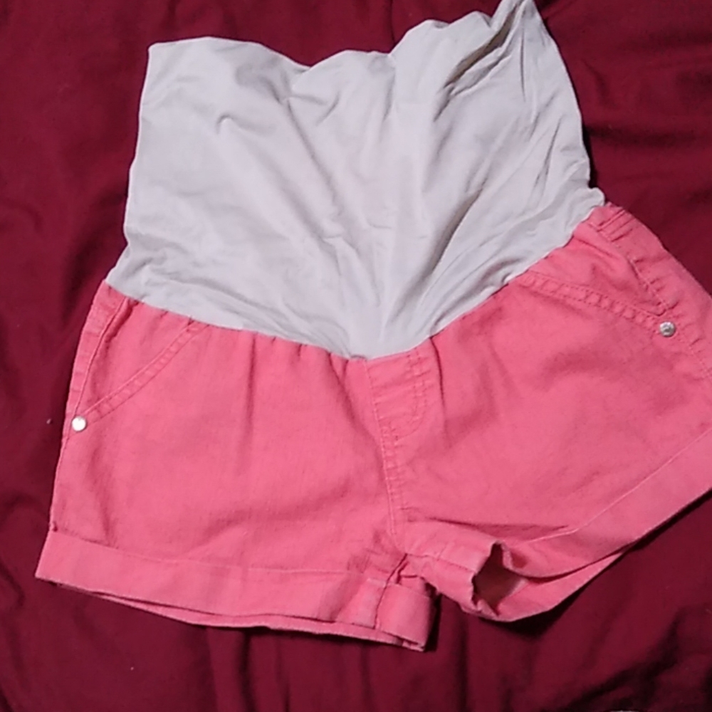 Maternity shorts